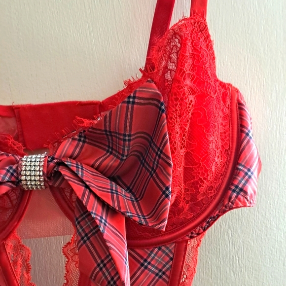 Red Plaid Lingerie Set - Picture 4 of 12